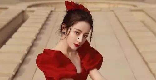 迪丽热巴任嘉伦爆料视频,幕后故事大揭秘 第3张 迪丽热巴任嘉伦爆料视频,幕后故事大揭秘 第3张